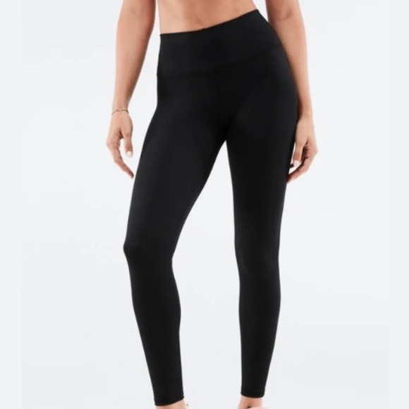 Fabletics Define High-Waisted Leggings - Picture 13 of 14